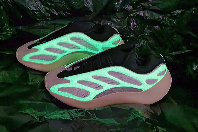 adidas Yeezy 700 V3 “Azael”Basf Boost
