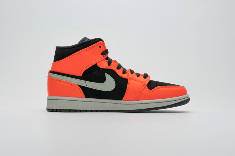 Air Jordan 1 Black Cone