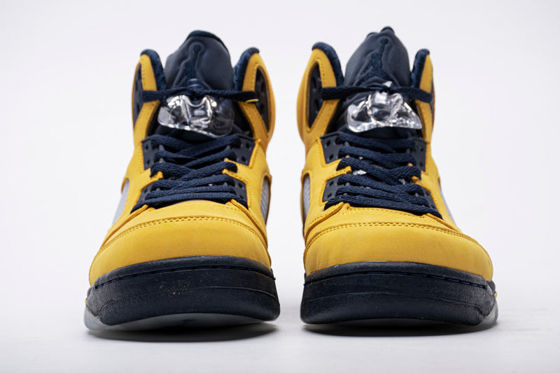 Air Jordan 5 Retro Michigan