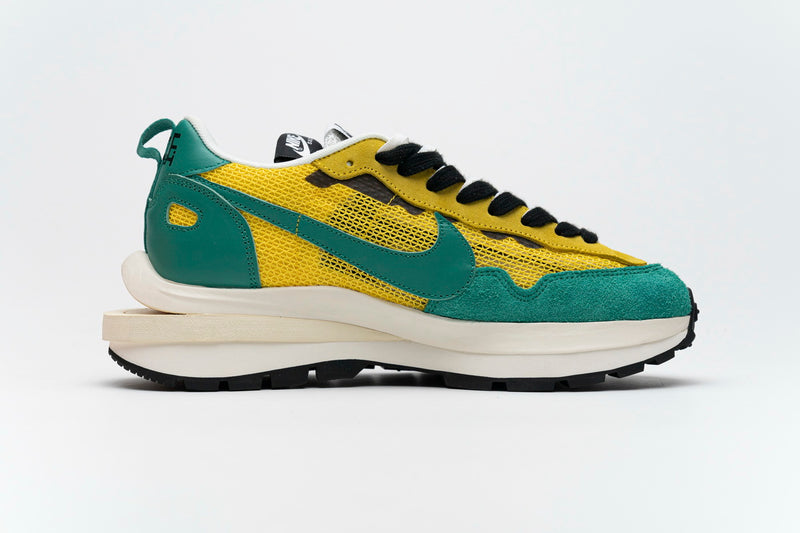 Sacai x Nike Pegasua Vaporfly Yellow Green