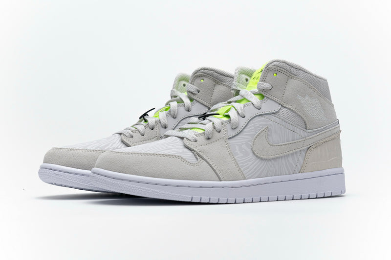 Air Jordan 1 Grey Ghost Green