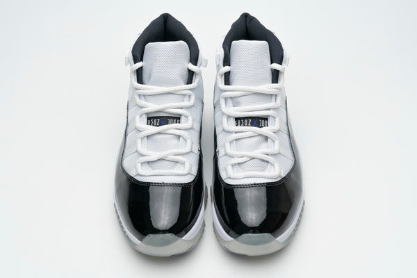 Air Jordan 11 Retro “Concord”