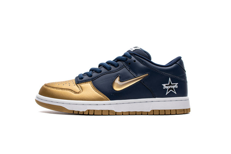 Dunk SB Supreme X Nike SB Dunk Low OG Jewel Swoosh Gold