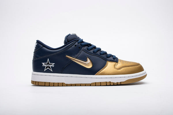 Dunk SB Supreme X Nike SB Dunk Low OG Jewel Swoosh Gold