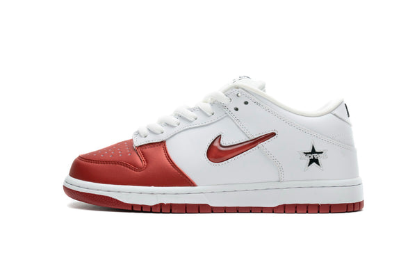 Supereme 联名x Nike Dunk SB Low White Red