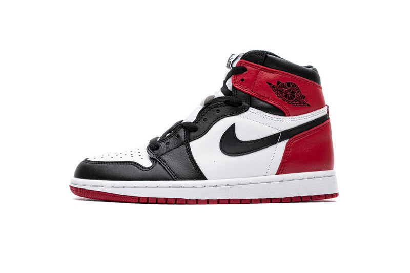 Air Jordan 1 High OG “Black Toe”