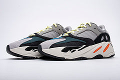 Yeezy Boost 700 OG“Wave Runner”